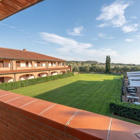 Hotel Borgo Degli Olivi Riotorto Exterior foto