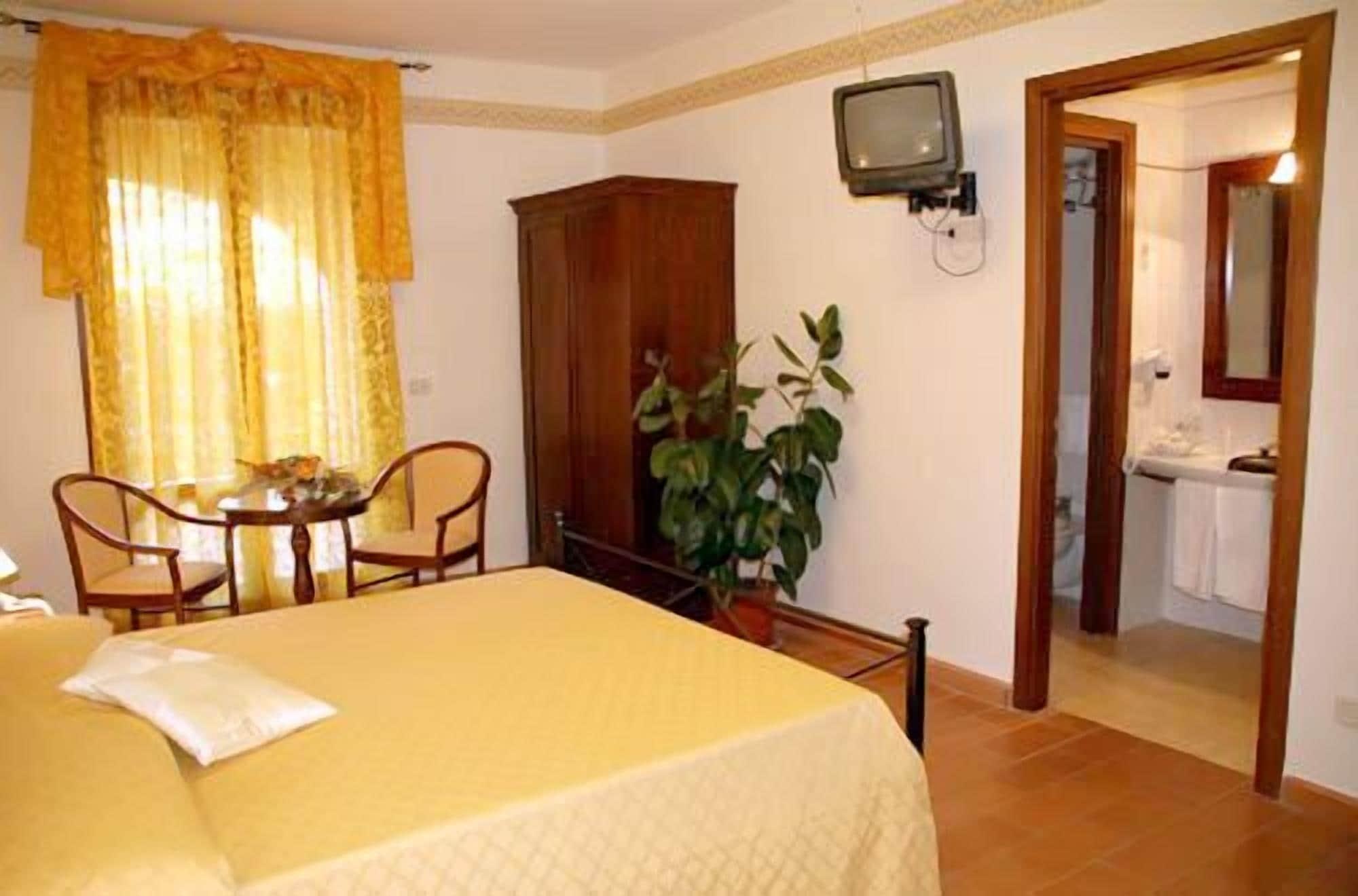Hotel Borgo Degli Olivi Riotorto Exterior foto