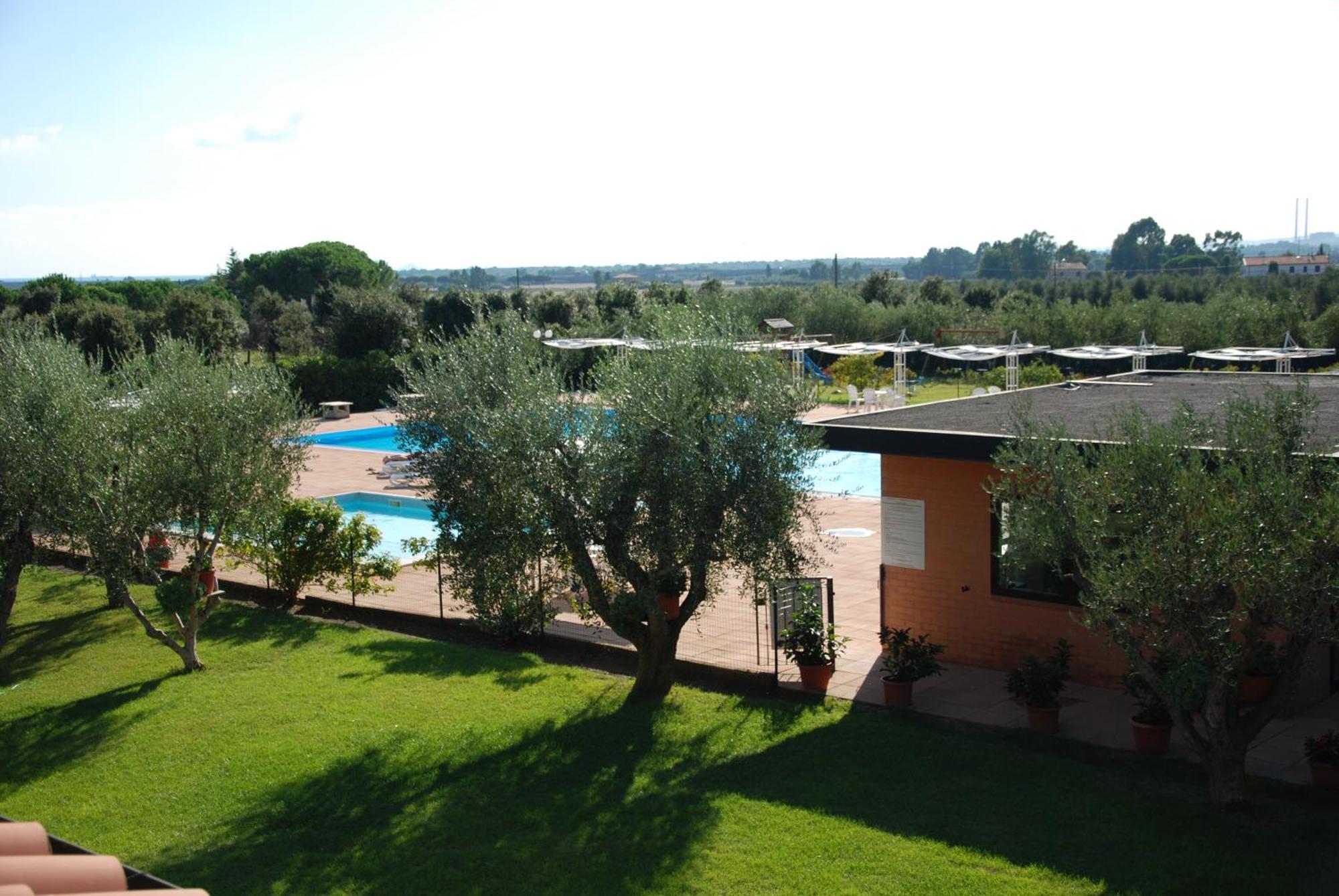 Hotel Borgo Degli Olivi Riotorto Exterior foto