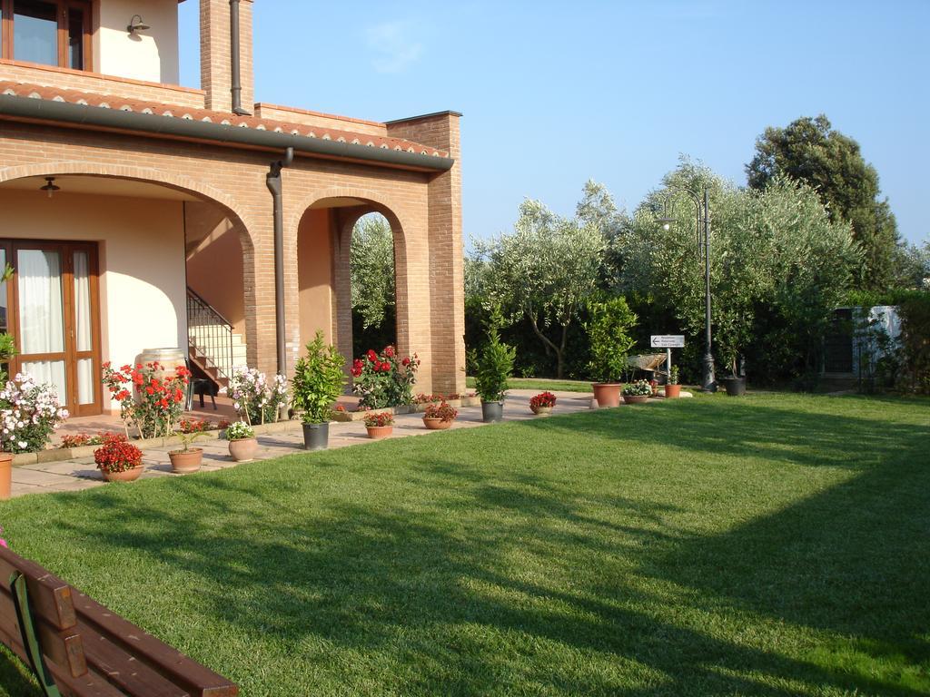 Hotel Borgo Degli Olivi Riotorto Exterior foto