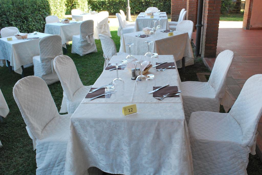 Hotel Borgo Degli Olivi Riotorto Exterior foto
